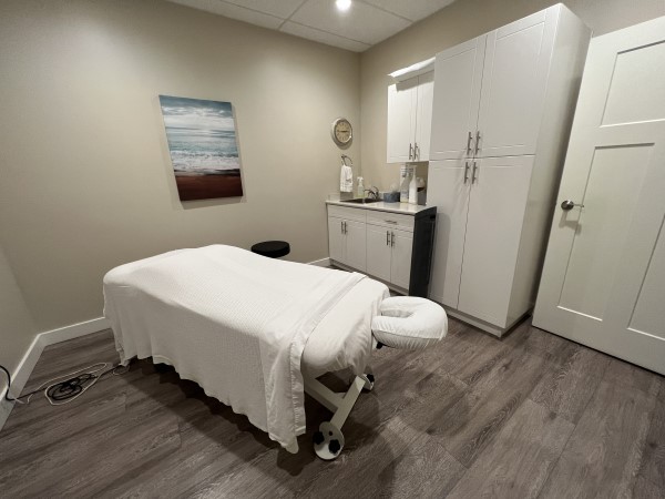 Massage therapy beds in surrey